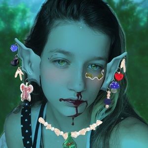 Meet your Posher, Phoebe